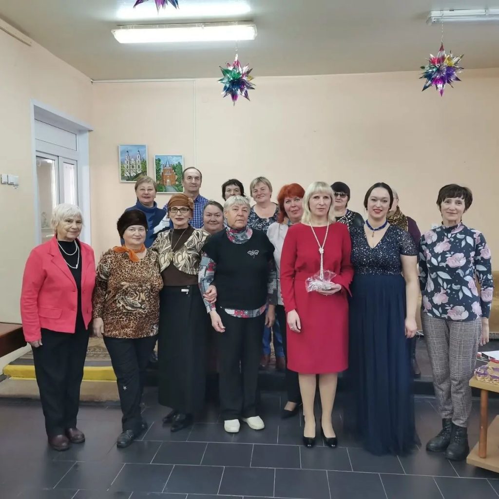 18 января музыкально-литературная гостиная «Поёт душа» объединила посетителей дневного пребывания для граждан пожилого возраста г.Полоцка