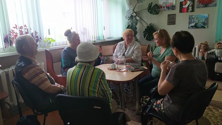 21.07.2022 в отделении дневного пребывания для граждан пожилого возраста состоялось групповое занятие в рамках медико-социального проекта «Путь к долголетию»