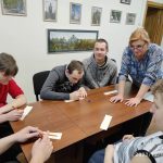 Вместе не только «весело шагать по просторам»